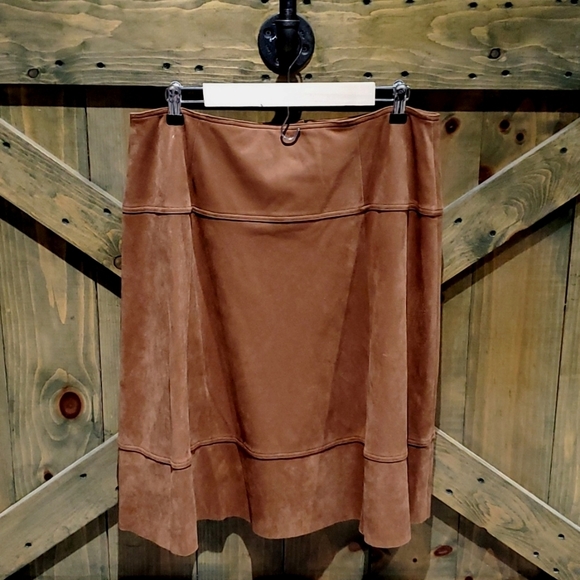 SOFT SURROUNDINGS SADDLE SIMPLY SOFT SKIRT CAMEL COLOR SNAP BUTTON LARGE - Picture 6 of 8